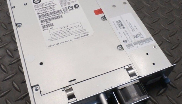 AQ283-20103  SAS HH Auto Tape Drive LTO5 BL540A