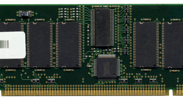 33L3324 ECC SDRAM 512MB 133MHZ