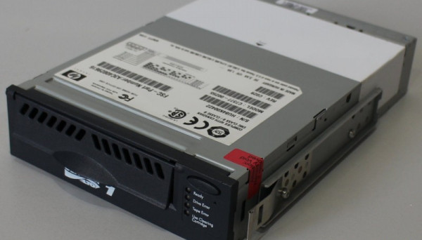C7377-10255 Internal SCSI LVD 100/200GB LTO-1