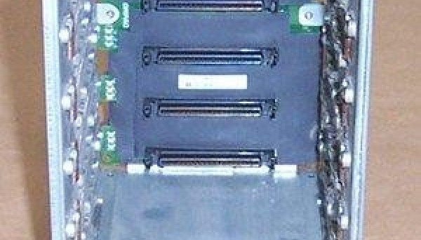 262171-001 6 Bay SCSI Backplane /W Cage ML370 G2/G3