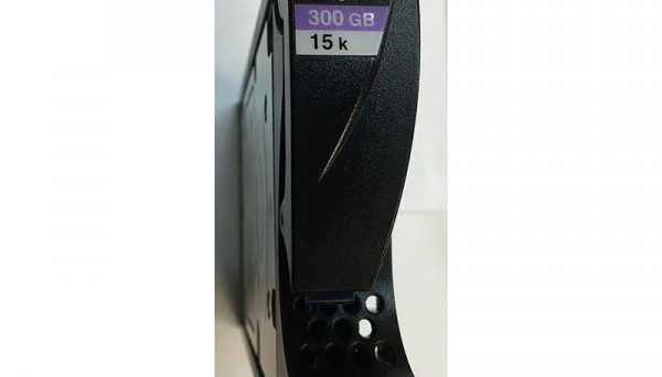 118032654-A01 SAS Drive VNX5100 5300 VNXe3300 HDD 300GB 15K