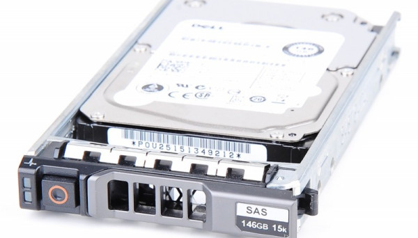 CA07069-B20400DE 2.5 (U300/15K/16Mb) DP SAS 146Gb