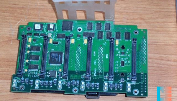 D9158-60001 Board Drive Backplane SCSI Hard