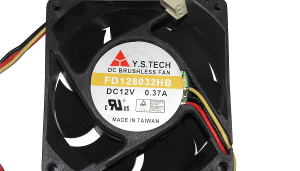 FD128032HB Fan 4400 rpm T-win 80x80x32mm