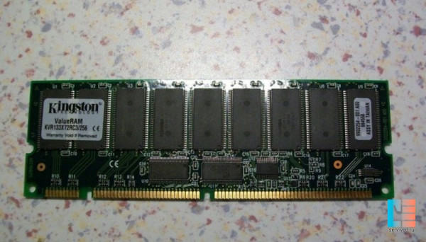 KVR133X72RC3/256 PC133 ECC ValueRAM 128MB