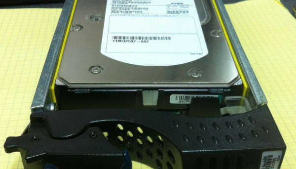 005048600 15K 73GB FC CLARiiON CX