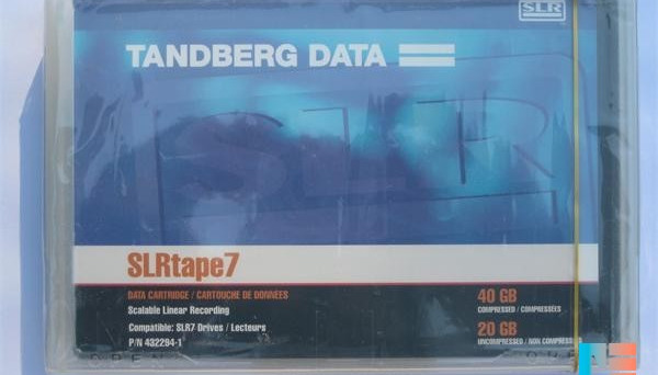 SLR7 LVD Internal Tape Drive 20/40GB SCSI