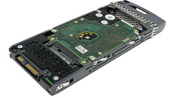 108-00561+A0 12Gb SAS 2.5