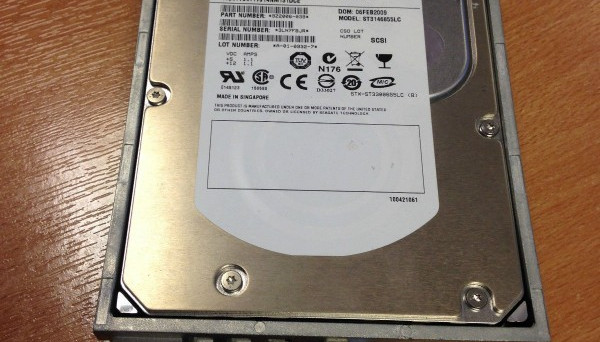 97P3001 SCSI 15K U320 146.8G U320