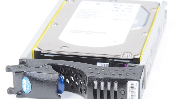 0HU127 15K 2-4Gbs FC HDD Clariion 300GB